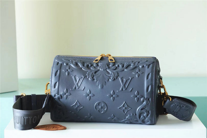 Fan Fashion Lu-Vi bags - 11219
