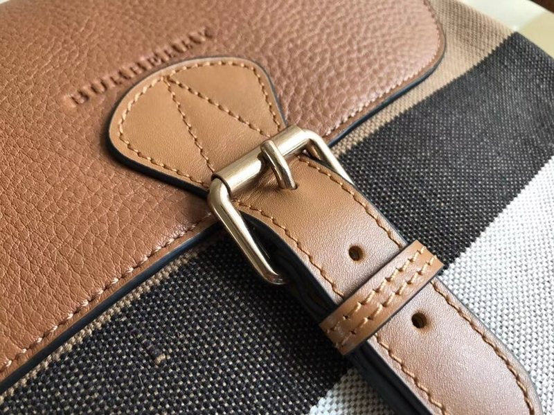 Burberry Bags - Bagsattire   598
