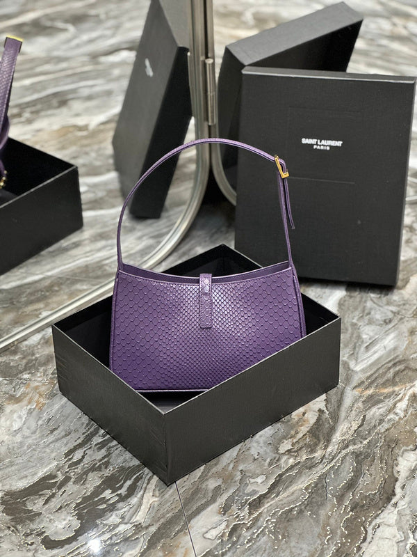 Amelia - YSL Bag - 2491