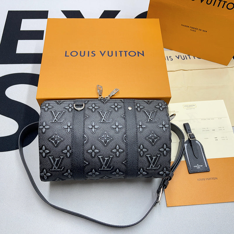 Fan Fashion Lu-Vi bags - 11228