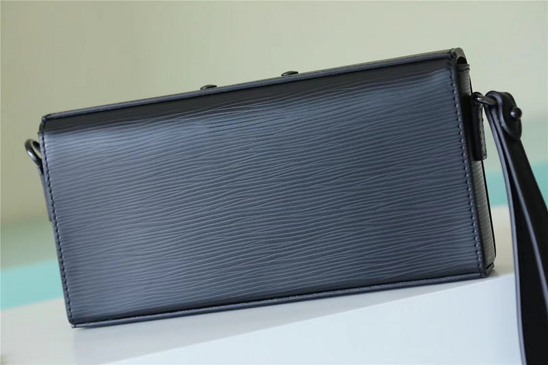 Fan Fashion Lu-Vi bags - 10694