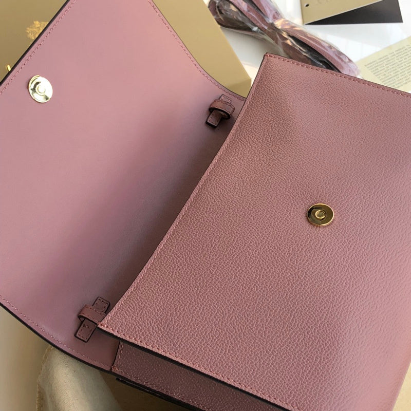Burberry Bags - Bagsattire   247