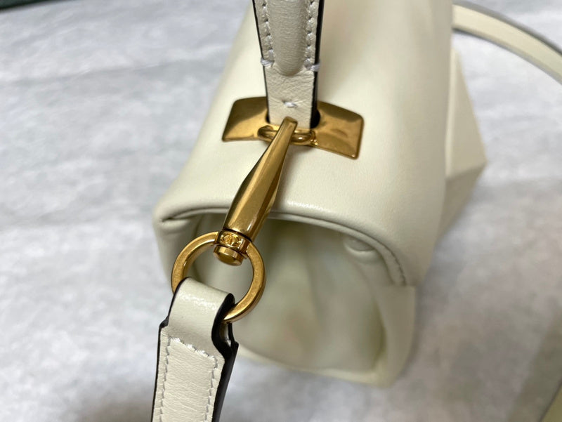 VAL LUXURY BAGS - FOR FASHION LOVERS  AFFORDABLE LUXURY BAGS- 059