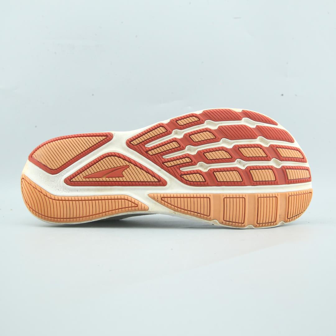 ALTRA ESCALANTE 3
