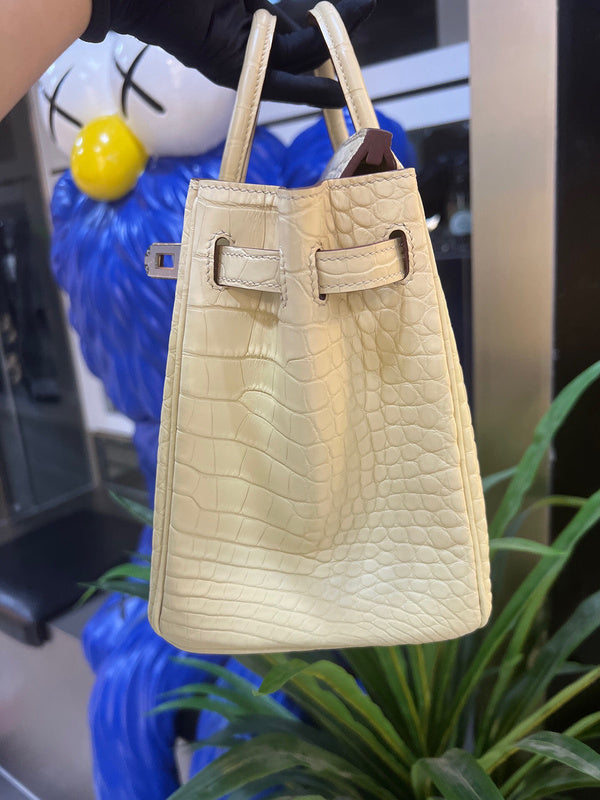 Amelia - HMS Bags - 1520