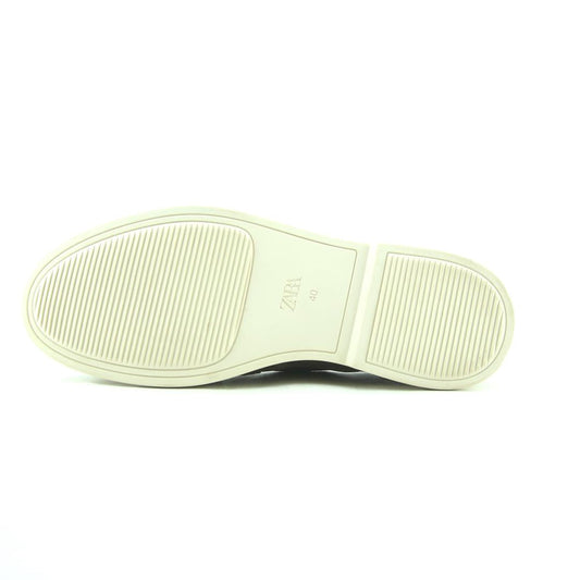 ZARA. .