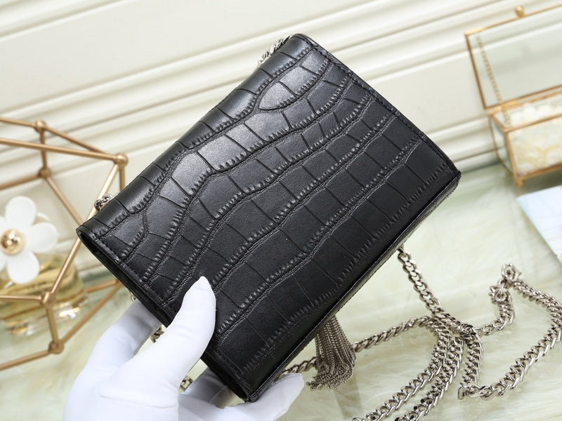 Amelia - YSL Bag - 3557