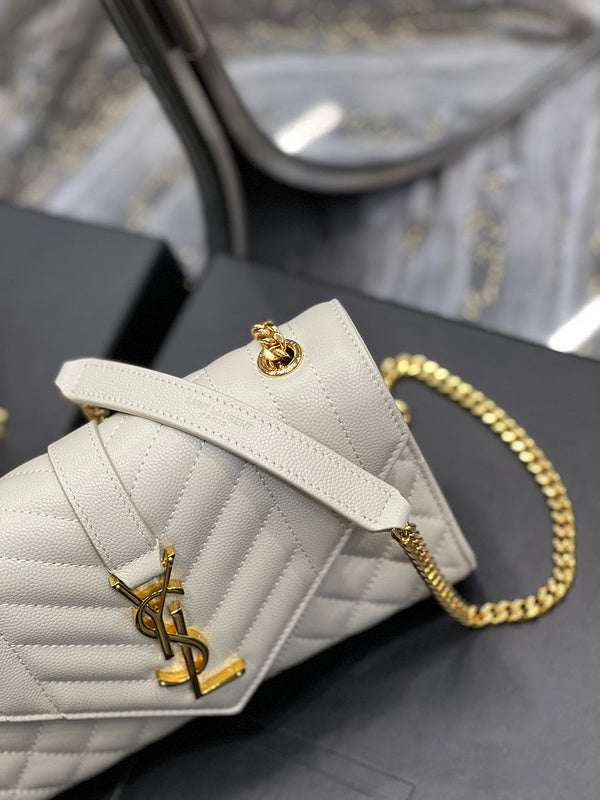 Amelia - YSL Bag - 1904