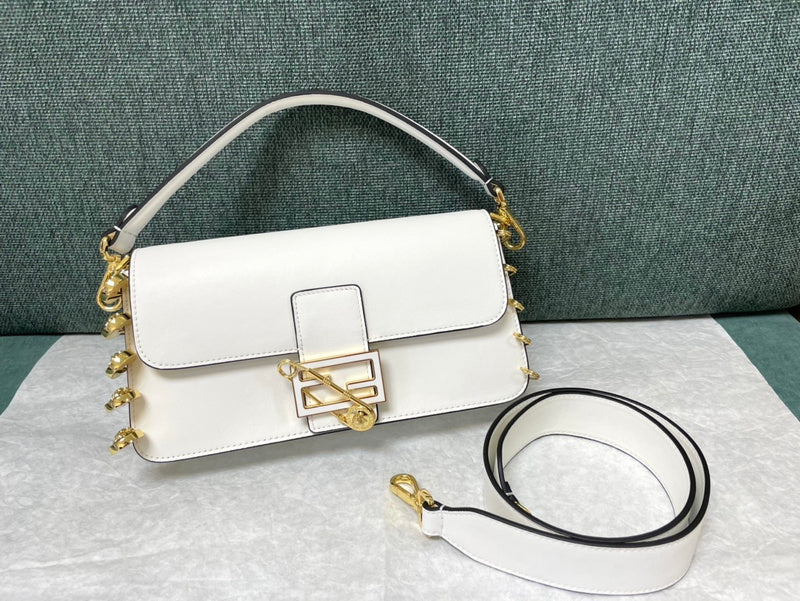 Amelia's Bag Gallery - VAR Bags - 224