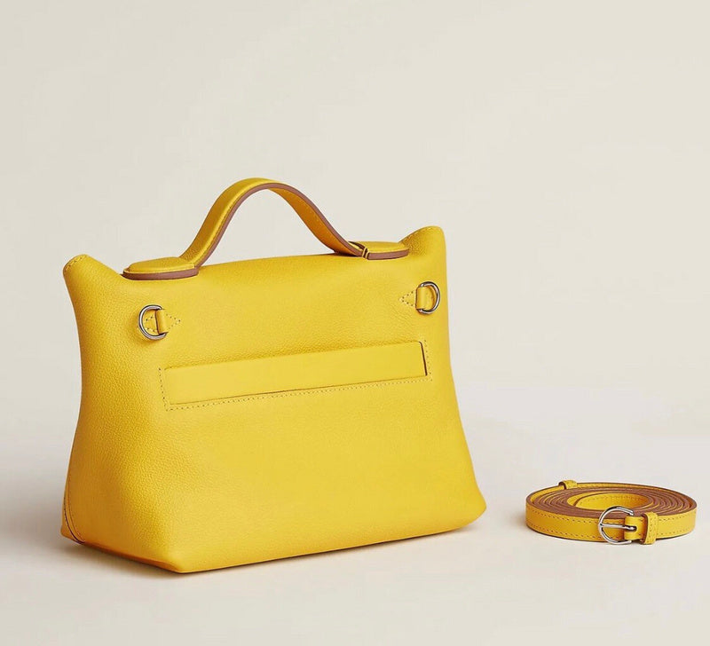 Amelia - HMS Bags - 1676