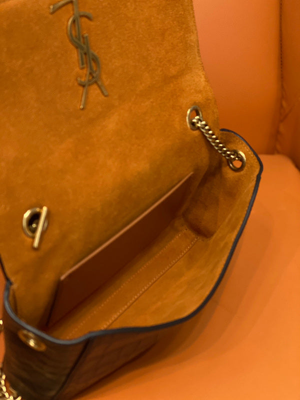 Amelia - YSL Bag - 2044