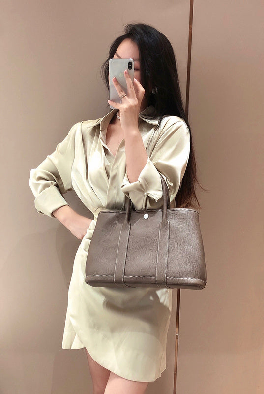Amelia - HMS Bags - 1751