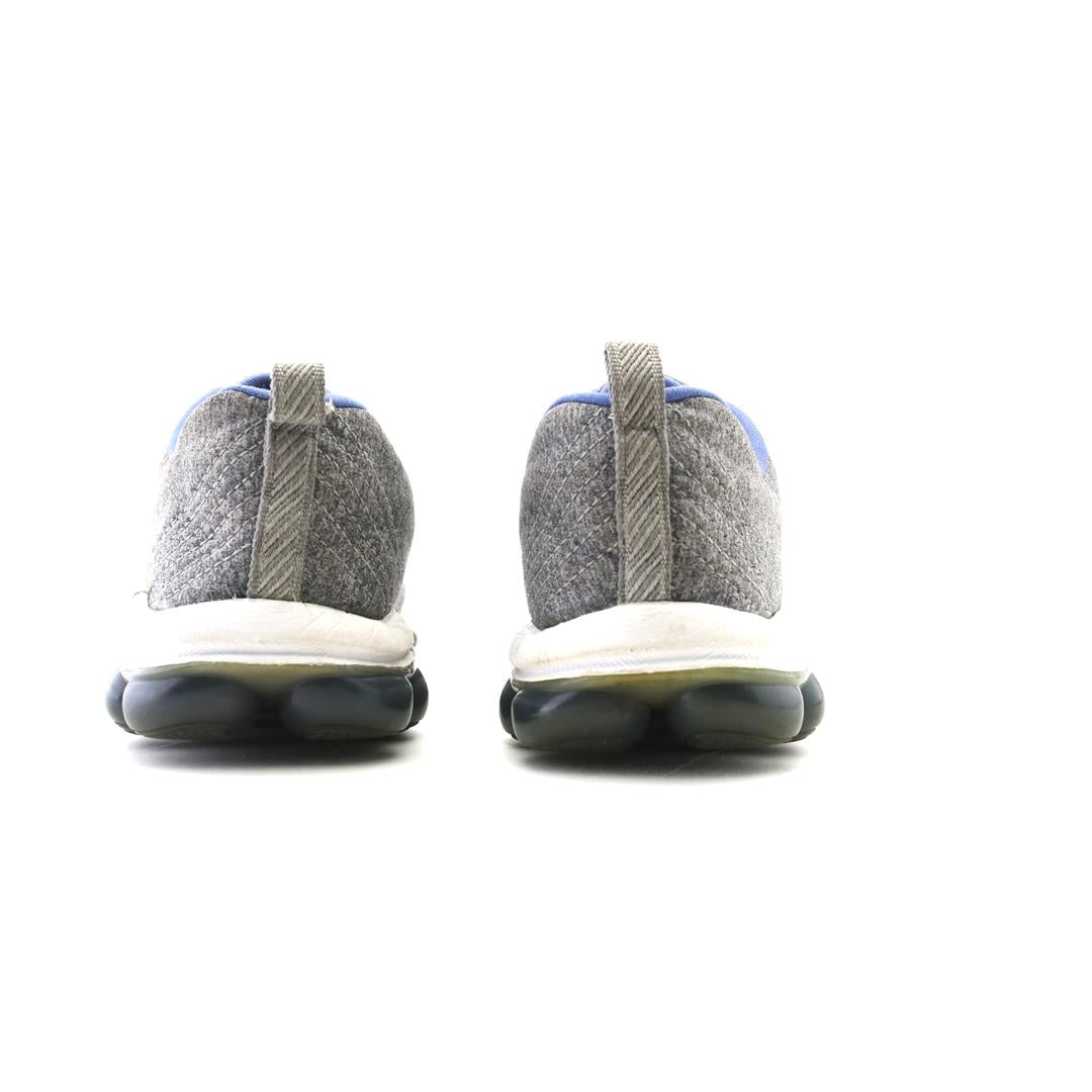 SKECHERS LIGHT WEIGHT