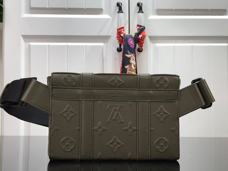 Fan Fashion Lu-Vi bags - 17397