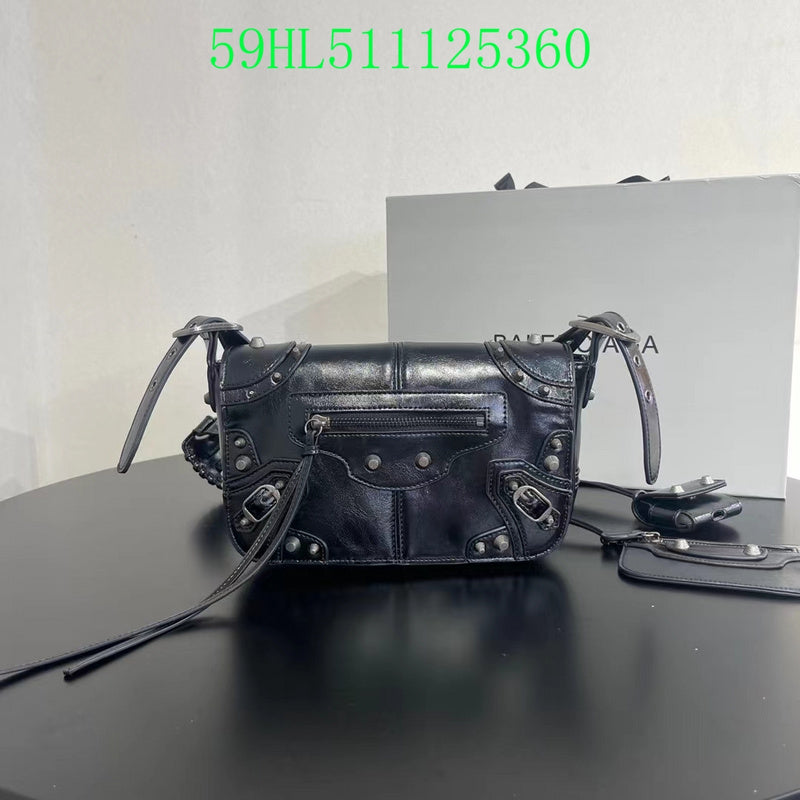Amelia - BGA Bags - 1973