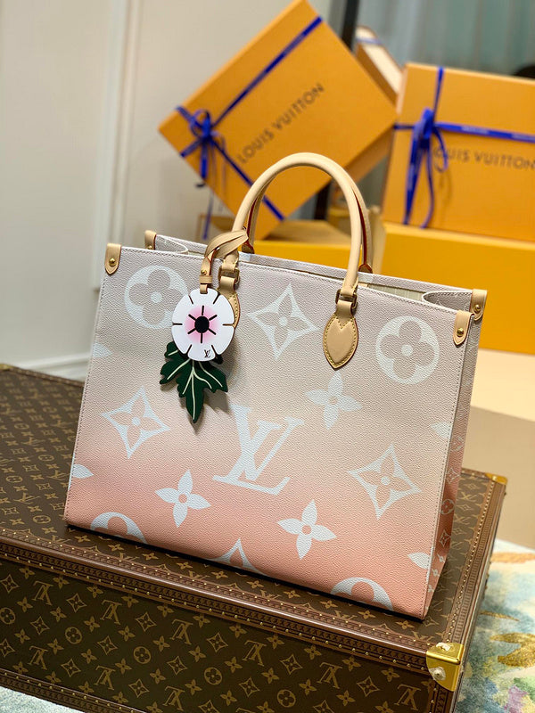 Fan Fashion Lu-Vi bags - 17589