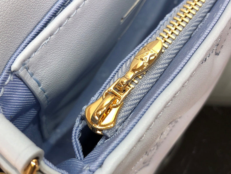 Fan Fashion Lu-Vi Bags - 16734