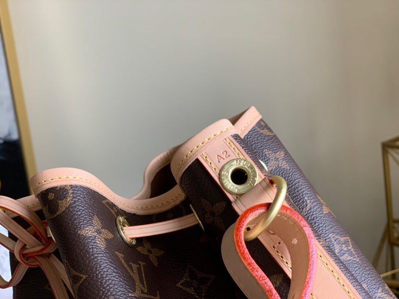 Fan Fashion Lu-Vi bags - 17337
