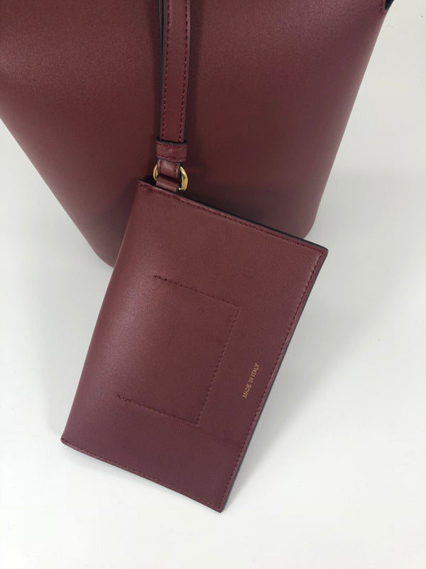 Burberry Bags - Bagsattire   323