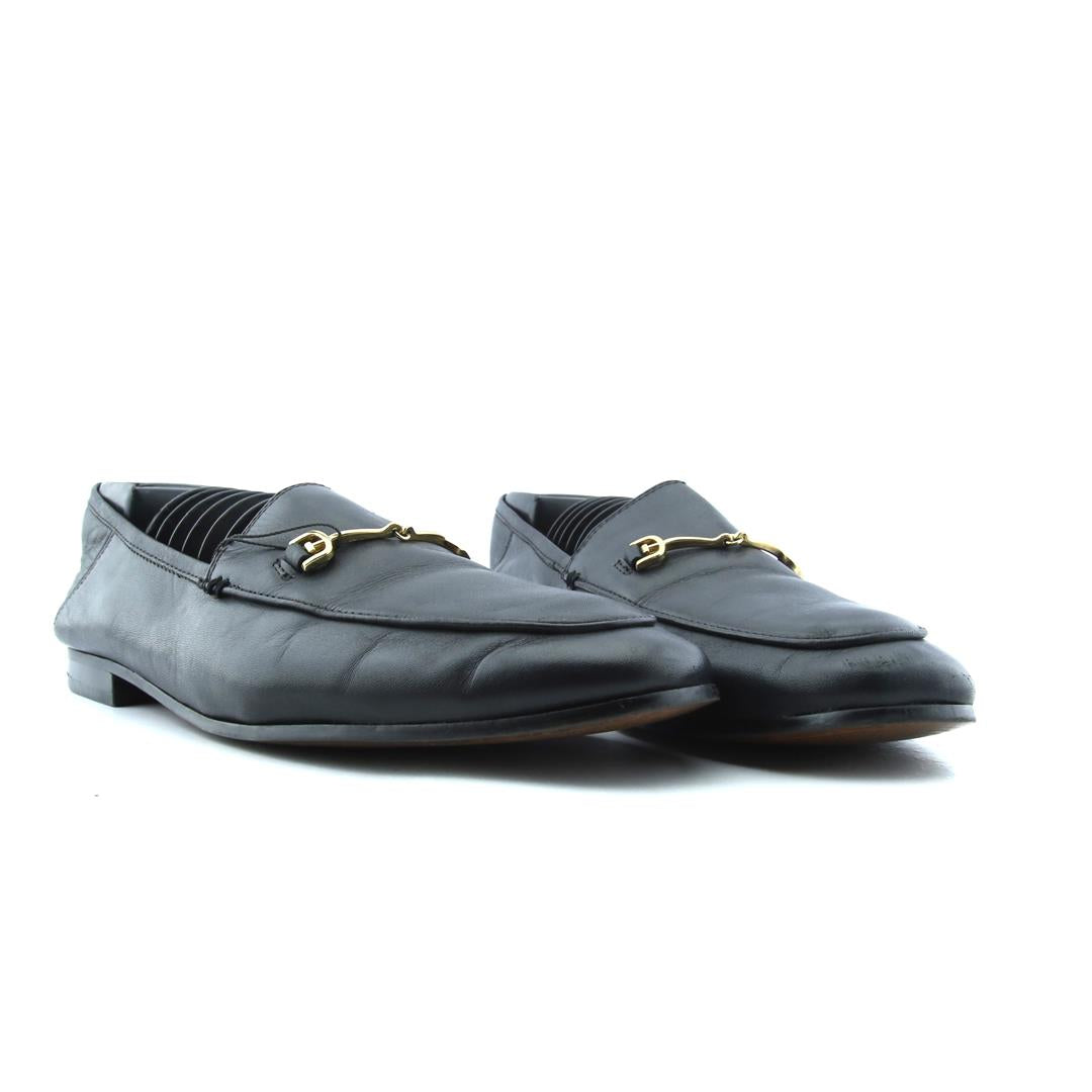 SAM EDELMAN  .
