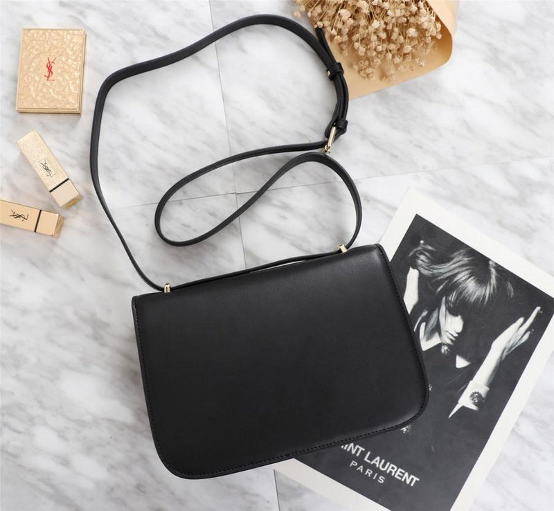 Amelia - YSL Bag - 2554