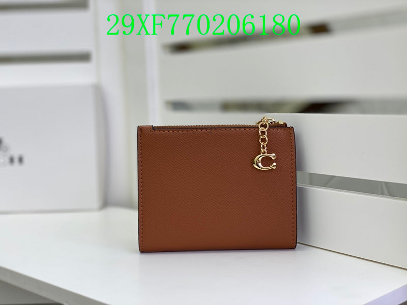 Amelia - CAH Wallet - 027