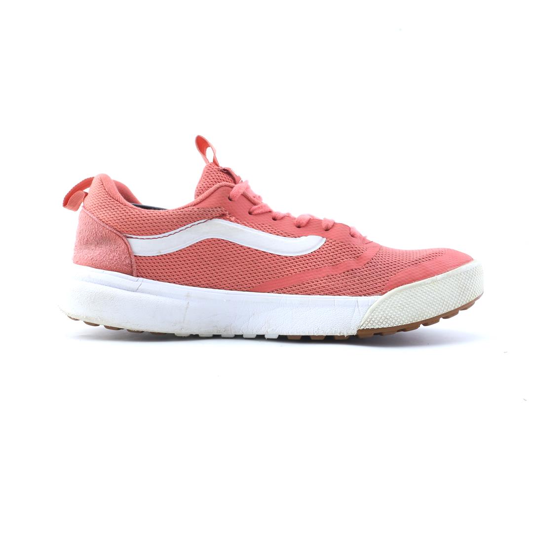 VANS ULTRARANGE