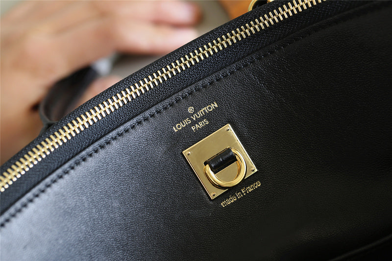 Fan Fashion Lu-Vi bags - 8035