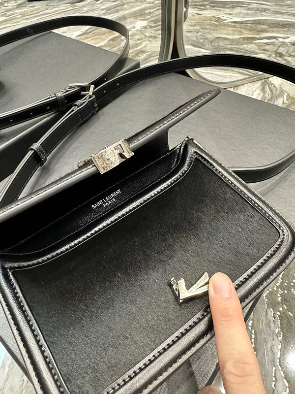 Amelia - YSL Bag - 3929