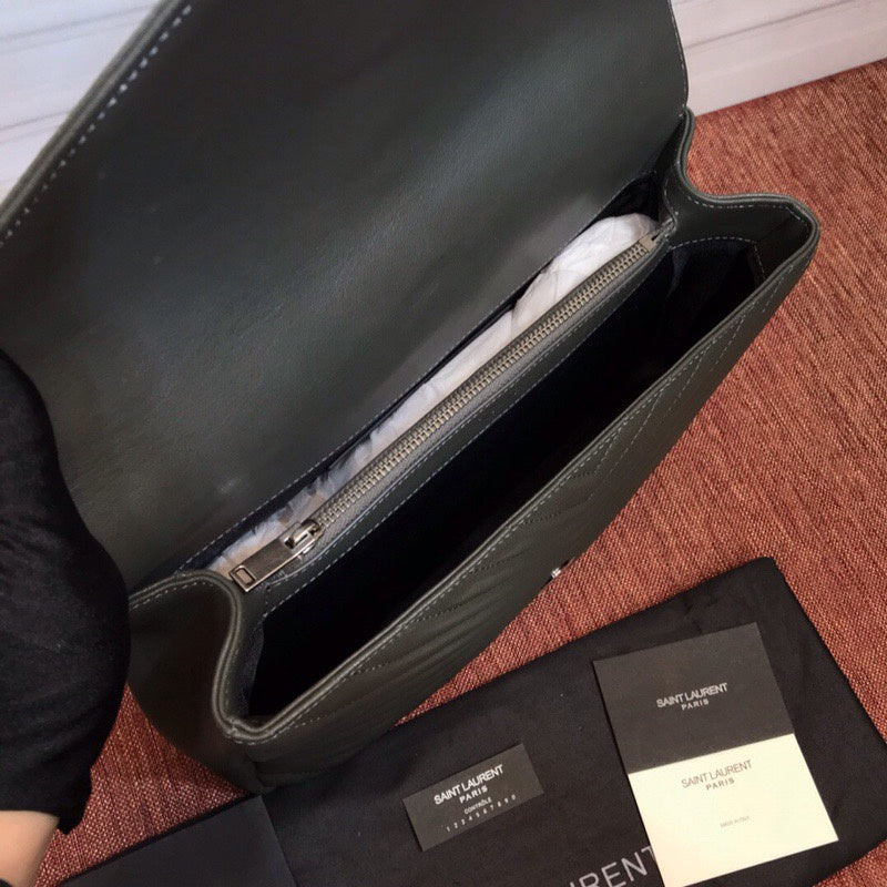 Amelia - YSL Bag - 2184