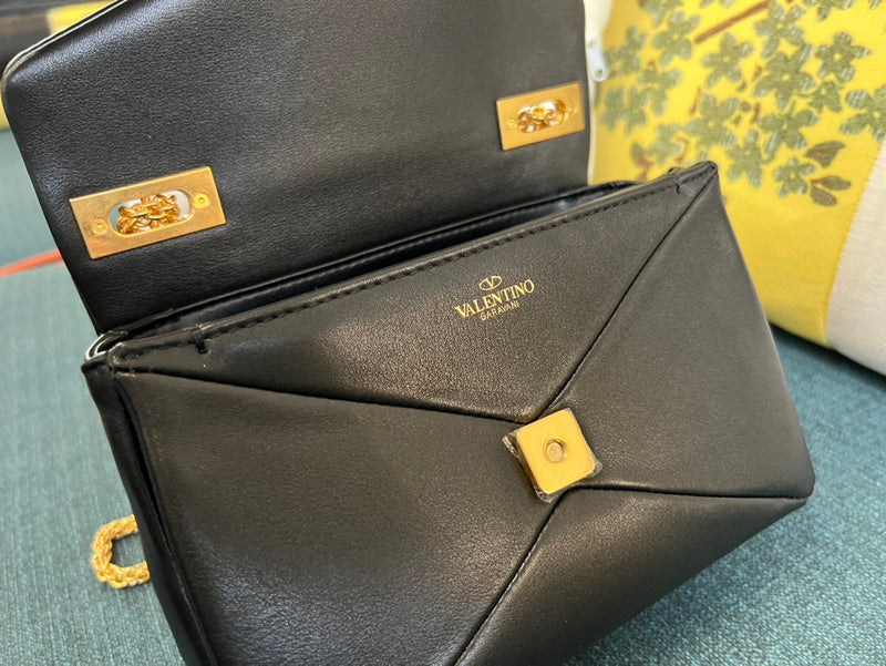 Amelia's Bag Gallery - VEL Bags - 1610