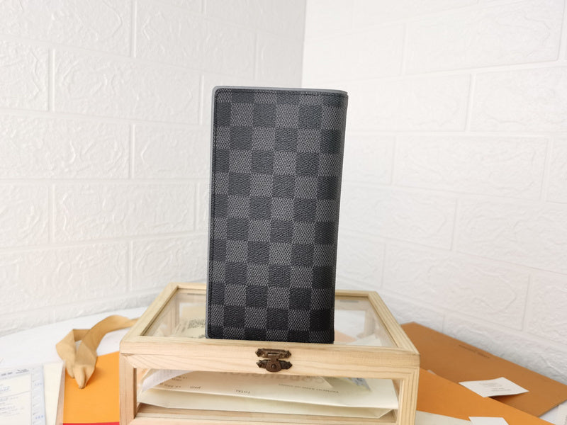 Amelia- LOV  Luxury  Wallets - 777