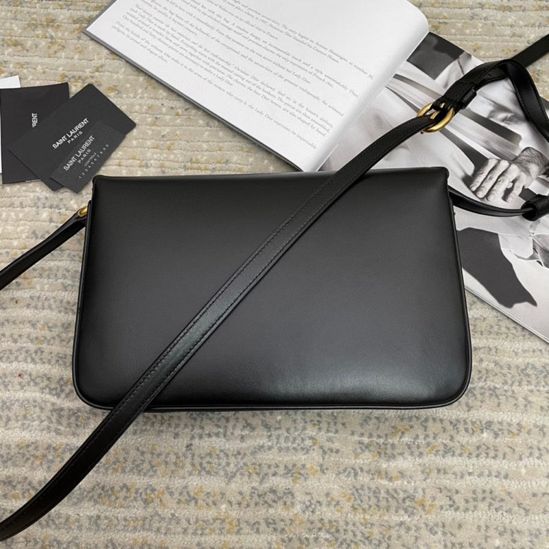 Amelia - YSL Bag - 3819