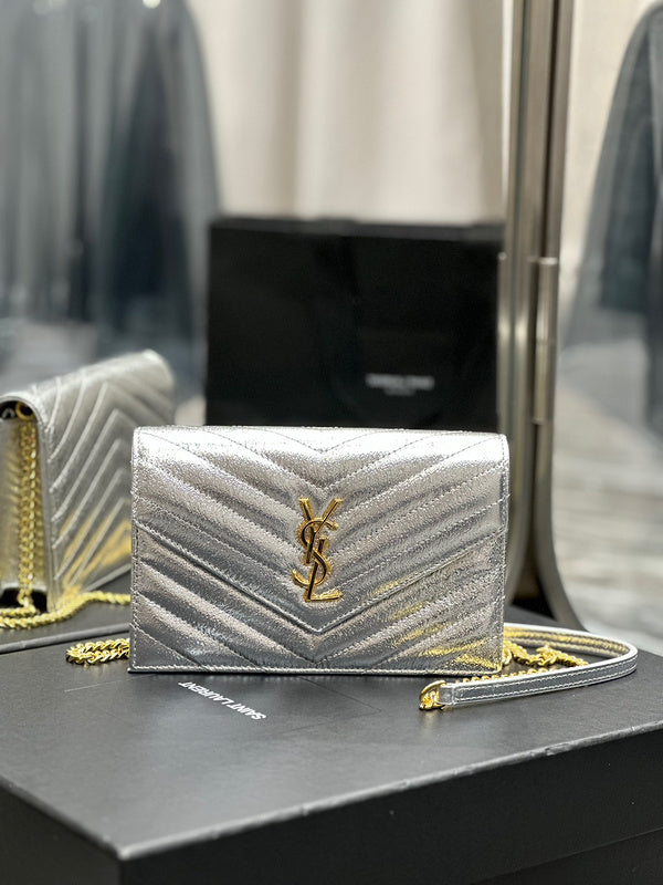 Amelia - YSL Bag - 1921