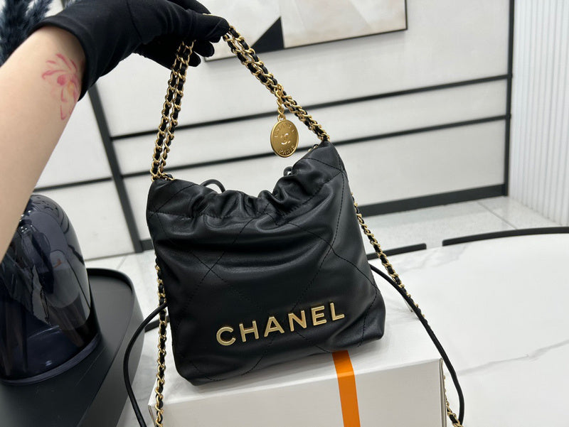 Wellow Bags - Chanel - Bags  - 151