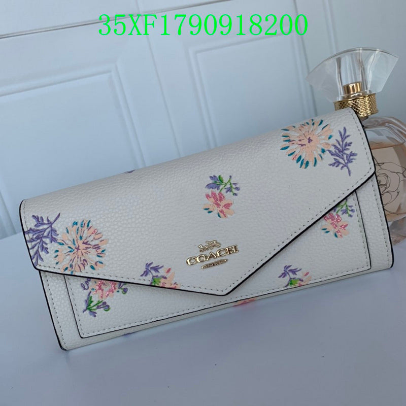 Amelia - CAH Wallet - 076