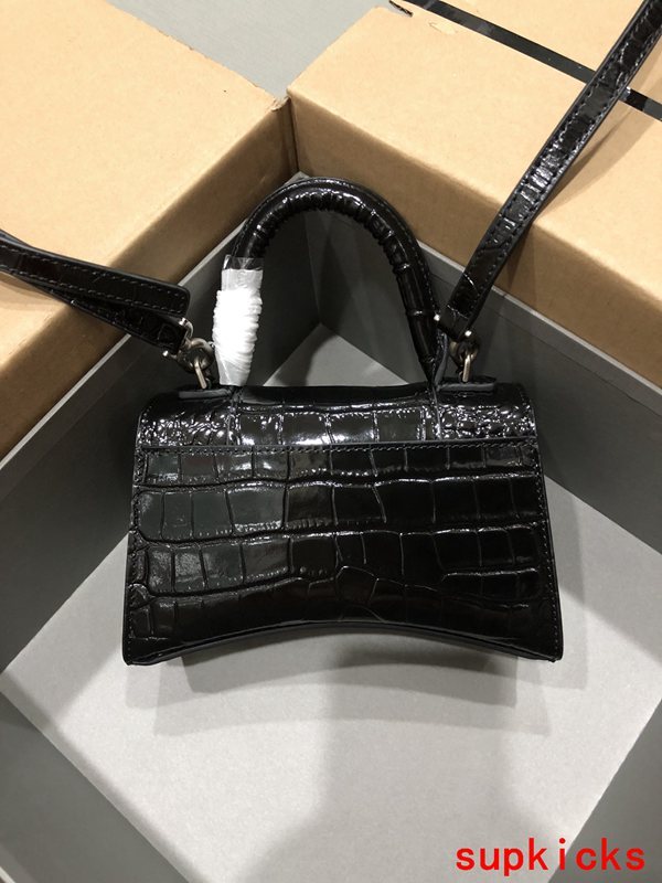 Amelia- BG Hourglass Bags - 010