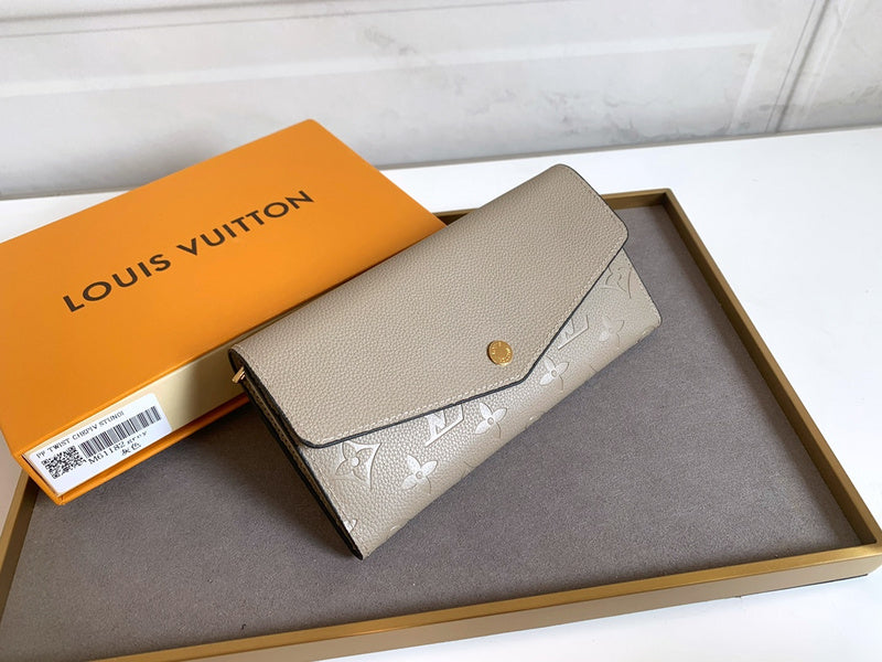 Amelia- LOV  Luxury  Wallets - 667