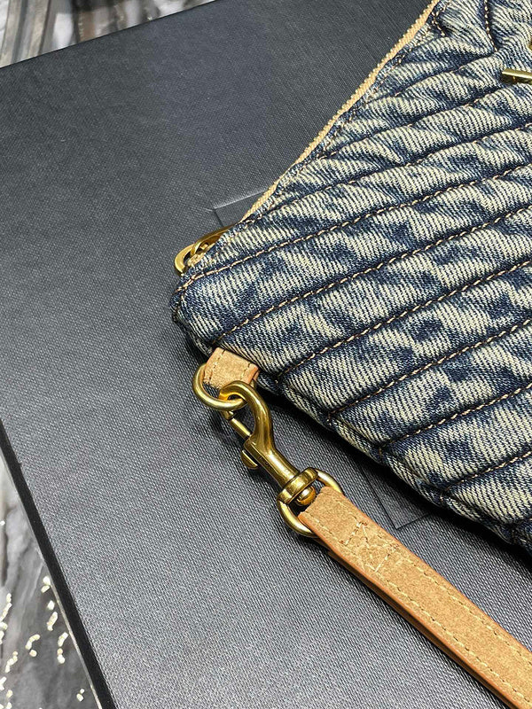 Amelia - YSL Bag - 3607