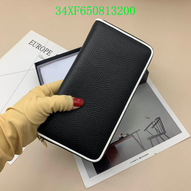 Amelia - CAH Wallet - 091