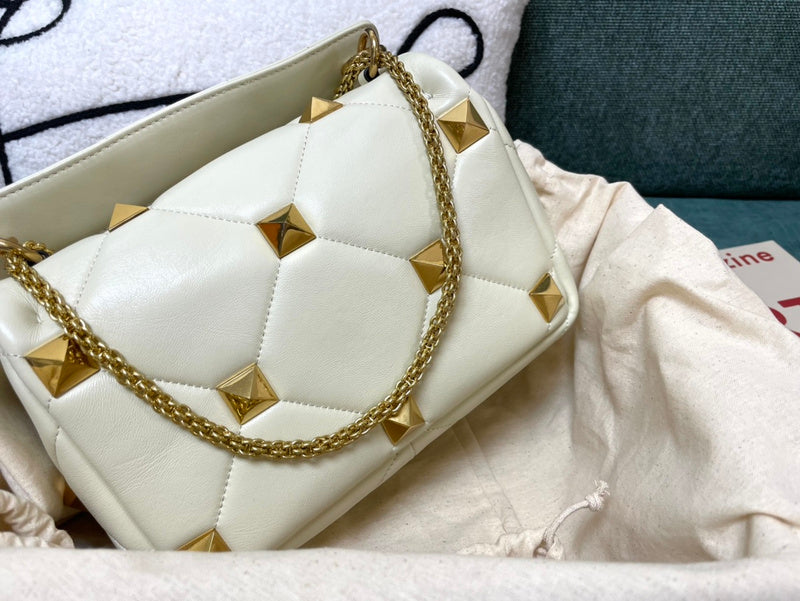Amelia's Bag Gallery - VEL Bags - 361
