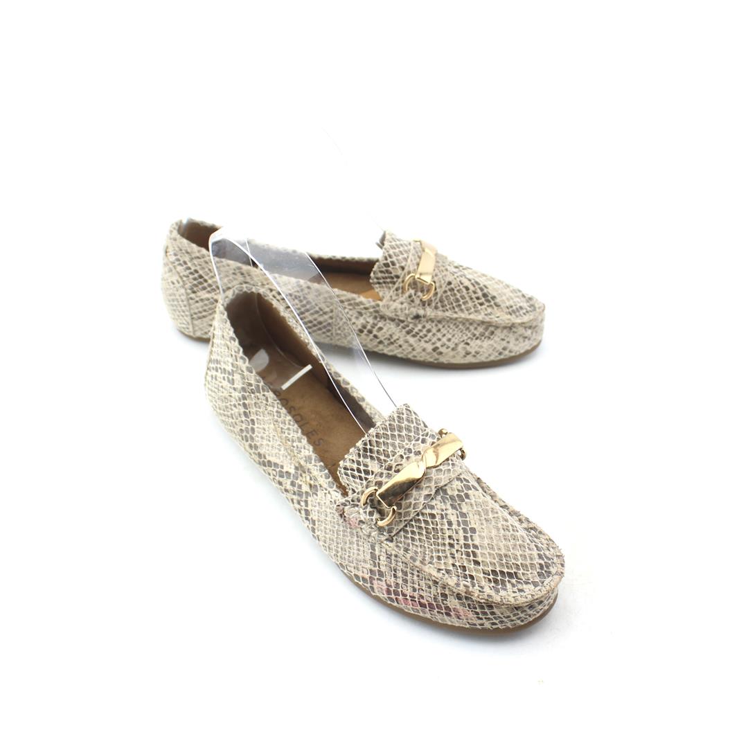 AEROSOLES .