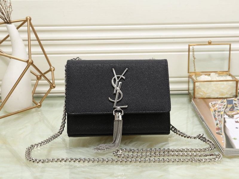 Amelia - YSL Bag - 3553