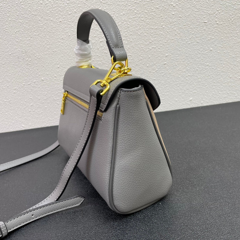 Barnes-Bags - Prada Bags - 834