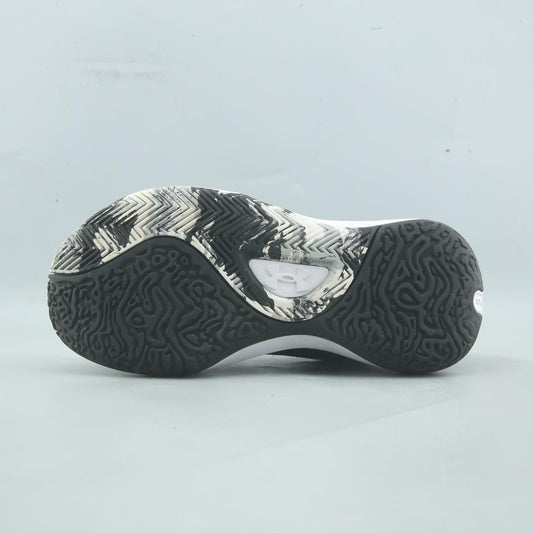 UNDER ARMOUR LOCKDOWN 6