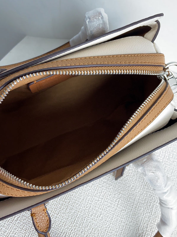 Amelia-i CAH Bags - 112