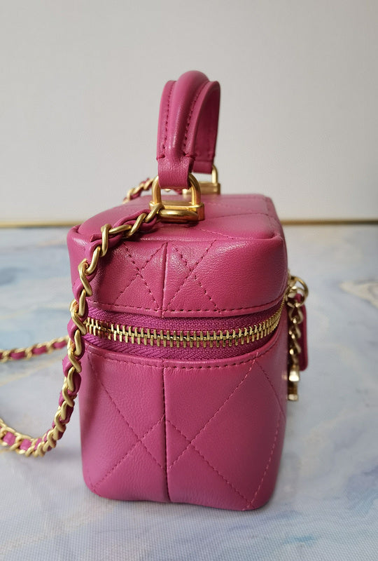 Wellow Bags - Chanel - Bags  - 347