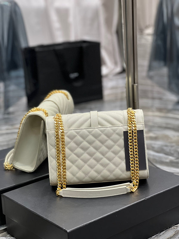 Amelia - YSL Bag - 1899