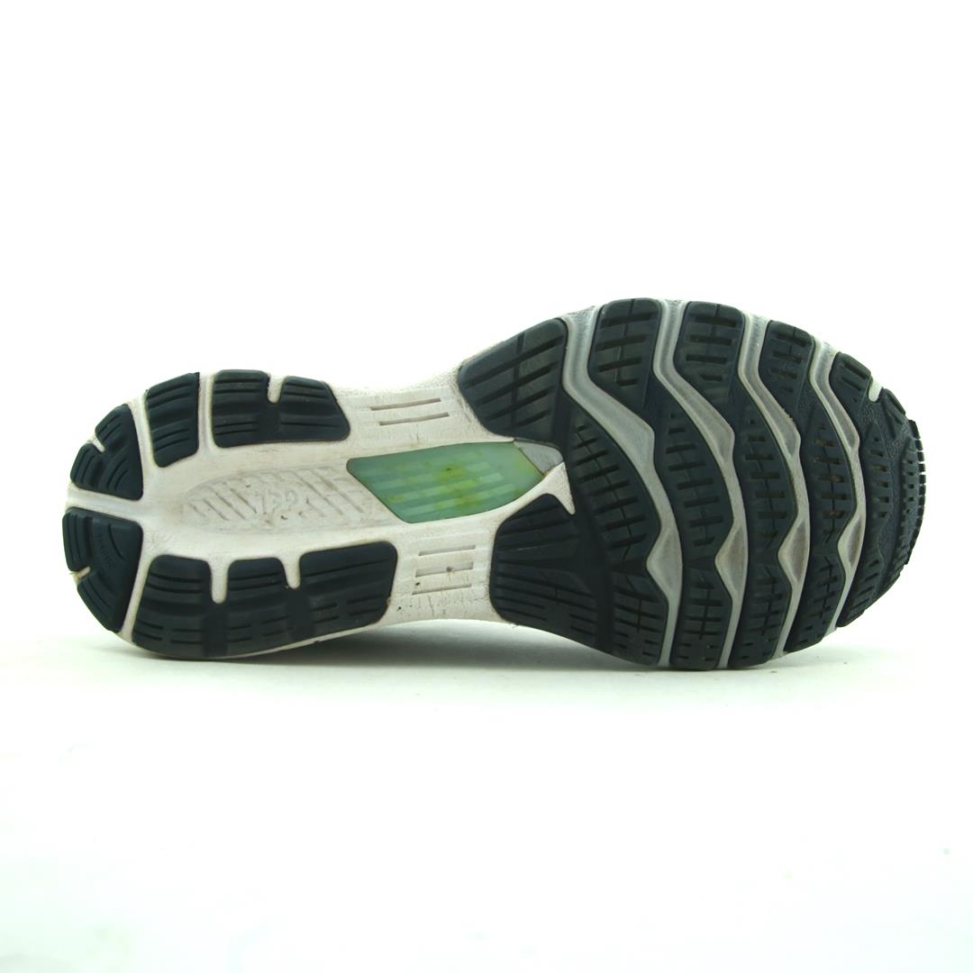 ASICS GEL-KAYANO 28