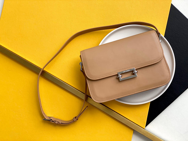 Amelia - YSL Bag - 4153